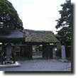 禅福寺の山門（市指定有形文化財）