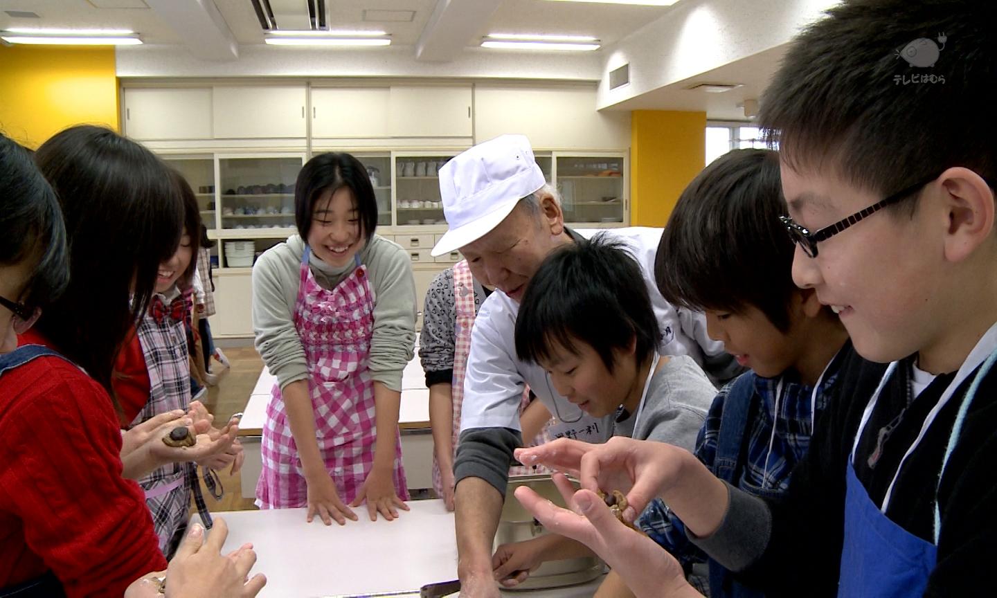 「小・中学校探訪-武蔵野小学校-プロから学ぼう」の様子