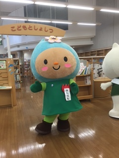 図書館にも行っちゃった！