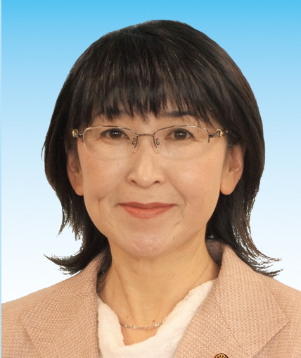 4番金子ひとみ議員