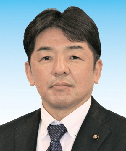 9番冨松崇議員