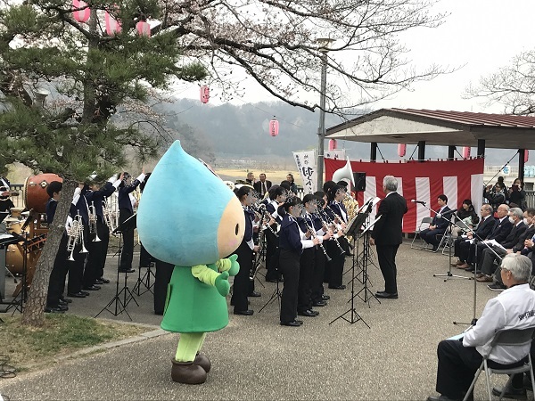 羽村一中の演奏