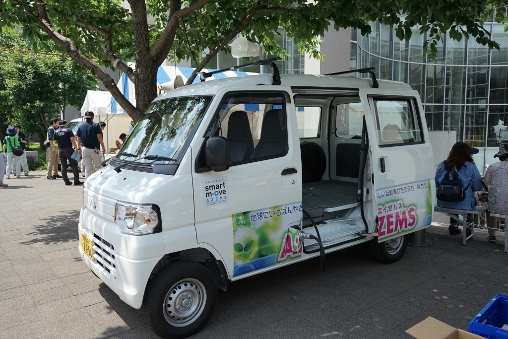 環境フェスティバルで電源車として活躍した電気自動車