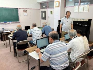 パソコン教室の様子（8月その2）