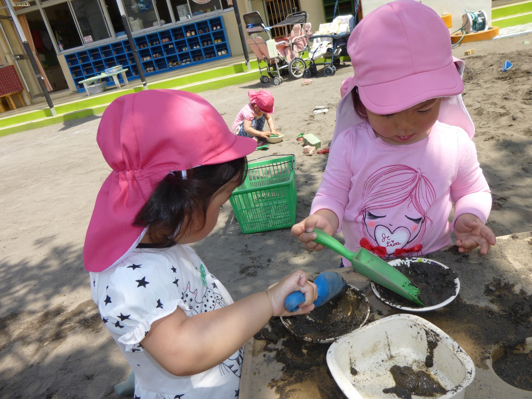 子ども